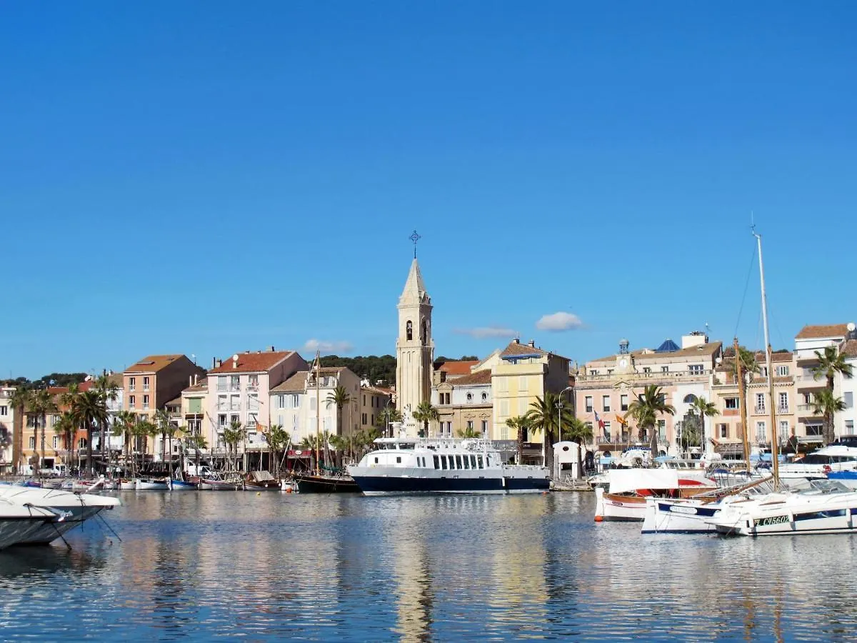 Apartment Residence Eden Parc By Interhome Sanary-sur-Mer France