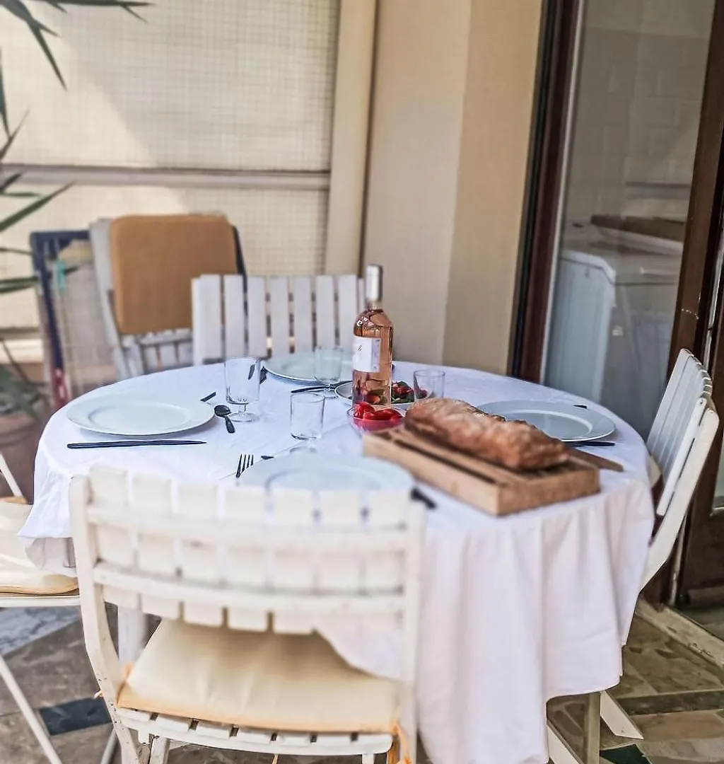 Apartment Residence Eden Parc By Interhome Sanary-sur-Mer