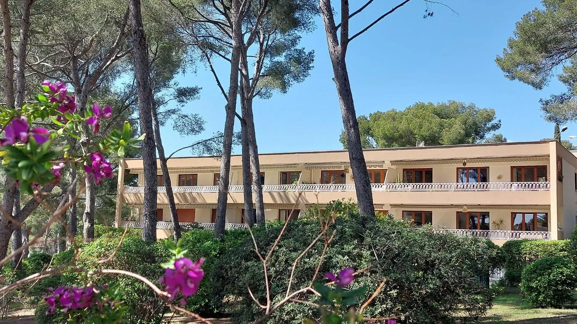 Apartment Residence Eden Parc By Interhome Sanary-sur-Mer 0*,  France