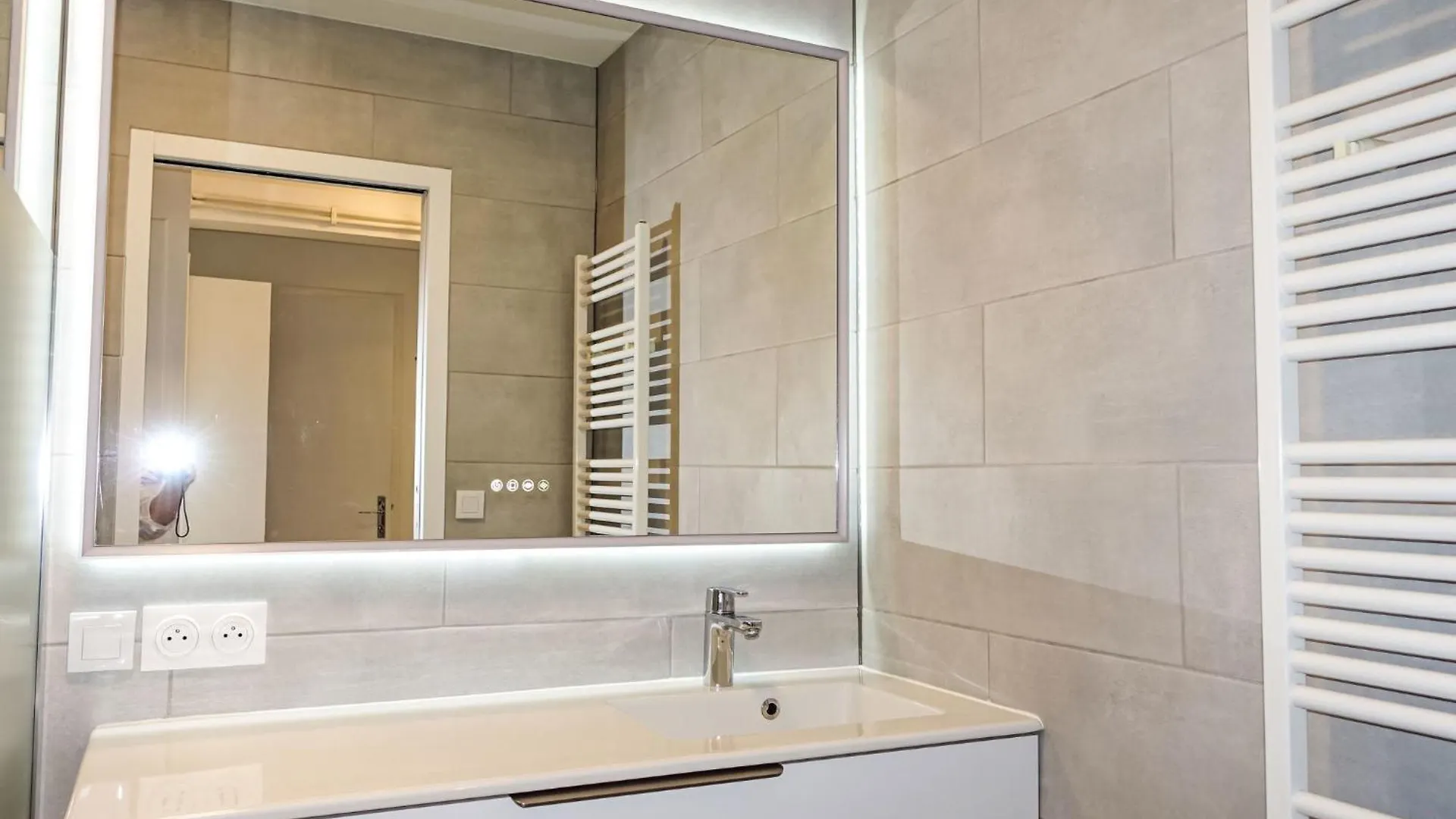 Apartment Residence Eden Parc By Interhome Sanary-sur-Mer